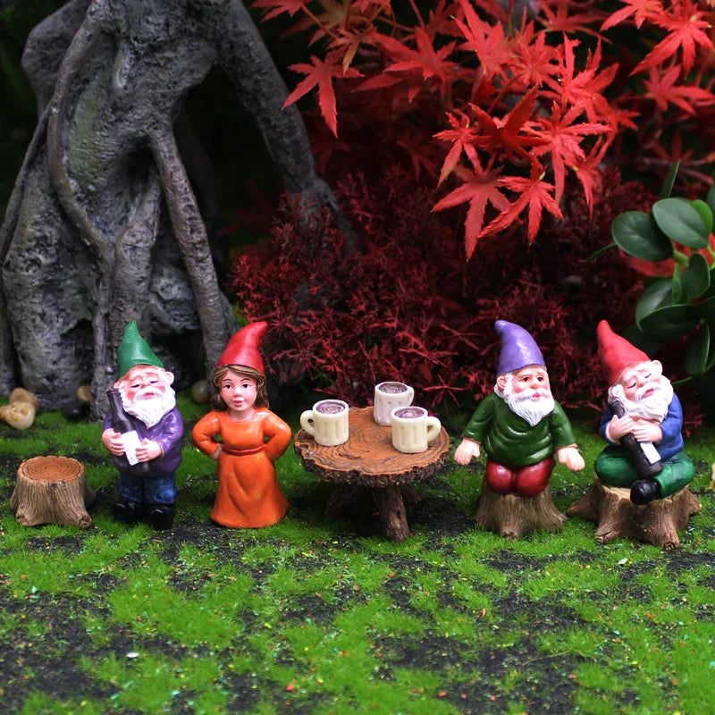 Mini Party Gnomes – 4pcs Set